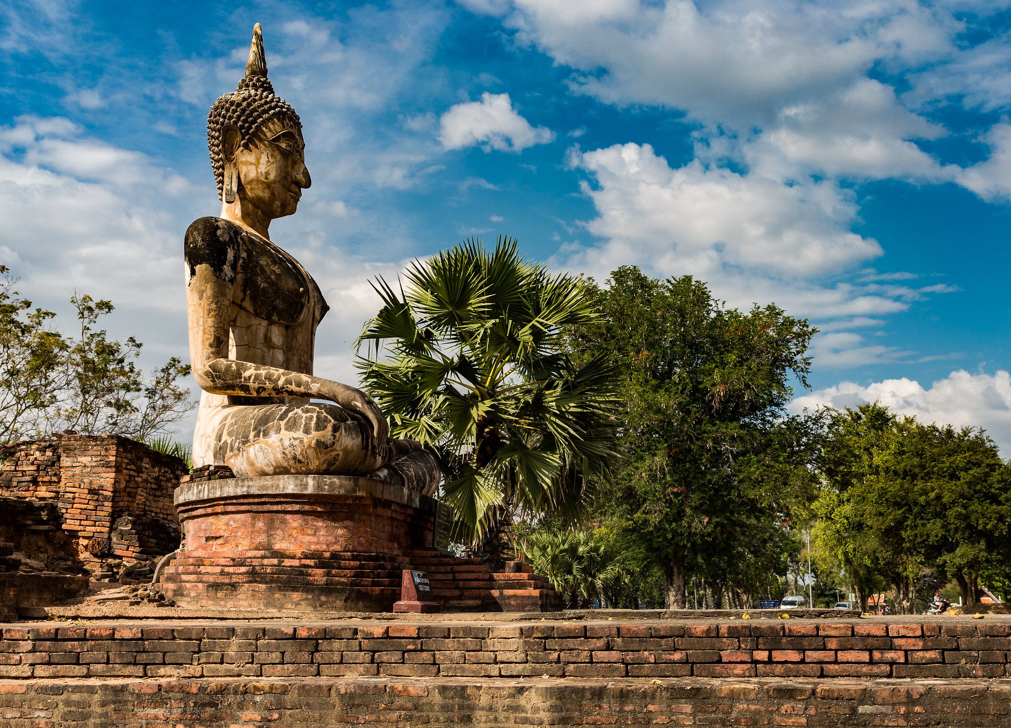 Законы тайланда. Законодательство Тайланда. Sukhothai girl.