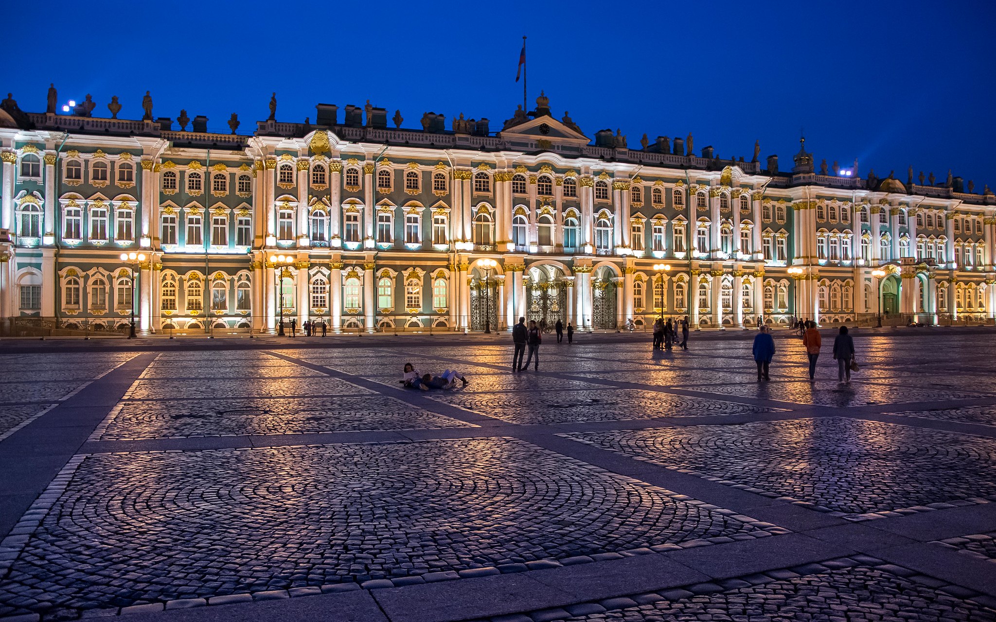 Зимний дворец, расположенный в Санкт-Петербурге