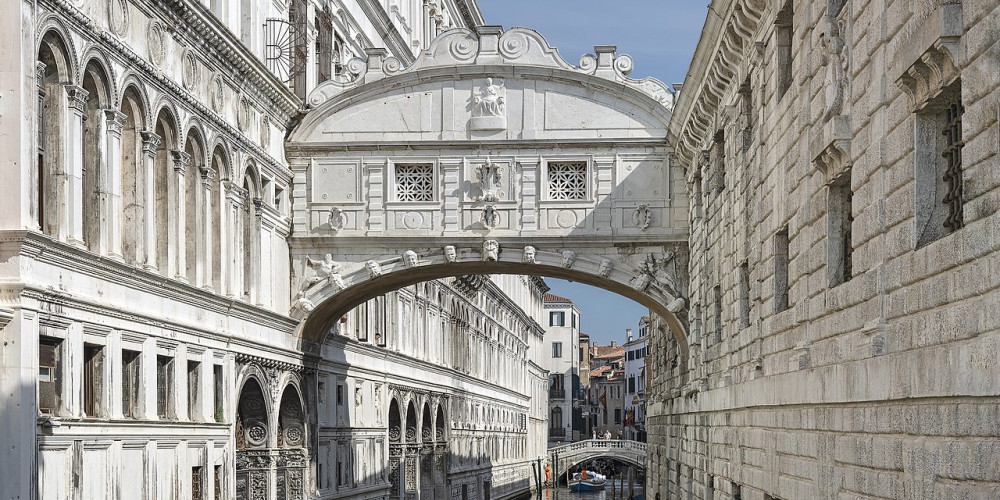 Фото Венеция: Мост вздохов, Венето (Венеция, Верона, Виченца, Тревизо), Италия
