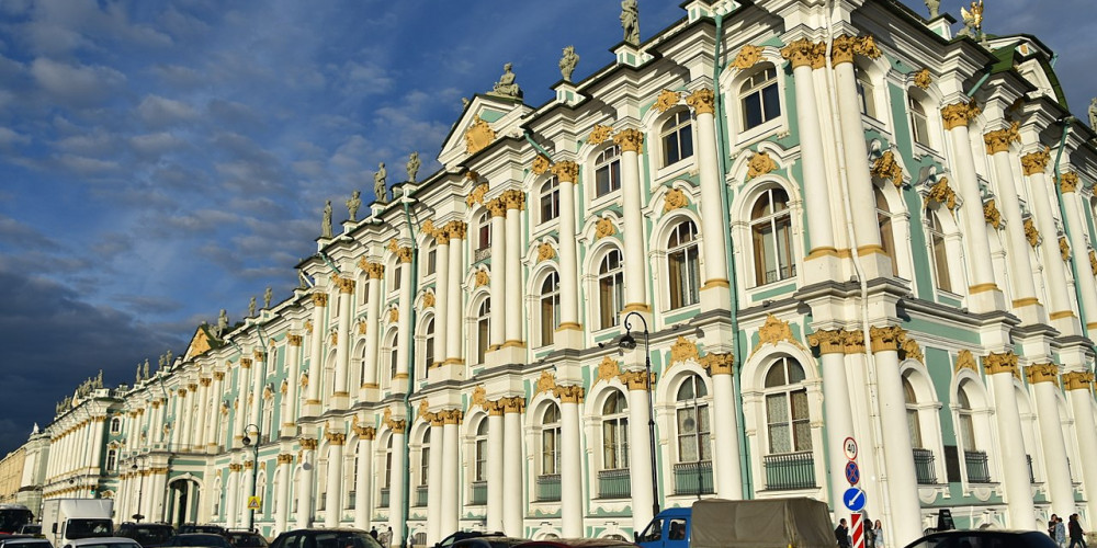 Фото Санкт-Петербург: Зимний дворец, Санкт-Петербург, Россия