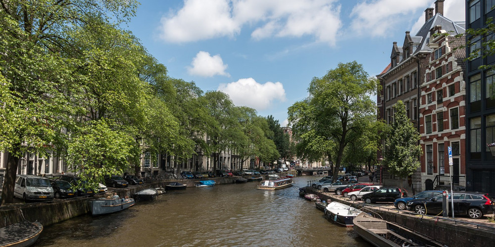 Фото Кольцо каналов Амстердама семнадцатого века внутри Сингелграхта, Центр и Запад (Амстердам, Роттердам, Утрехт, Алмере), Нидерланды