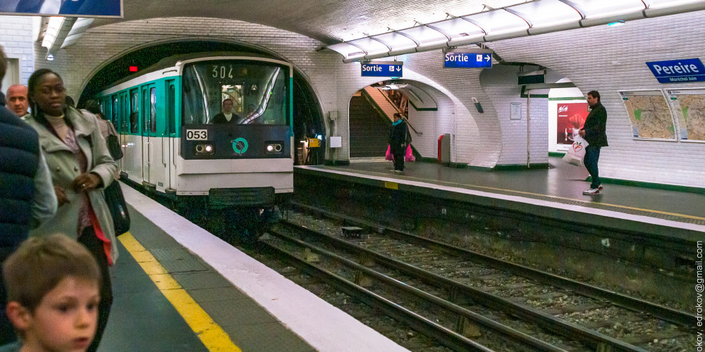 Фото Парижское метро, Иль-де-Франс (Париж), Франция