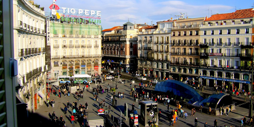 Фото Пуэрта дель Соль, Мадрид, Мадридское автономное сообщество, Испания