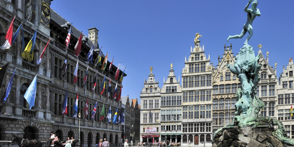 Фото Антверпен: Рынок, Фландрия (Антверпен, Гент, Брюгге, Остенде, Лёвен, Хасселт), Бельгия