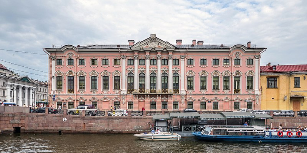 Фото Санкт-Петербург: Строгановский дворец, Санкт-Петербург, Россия