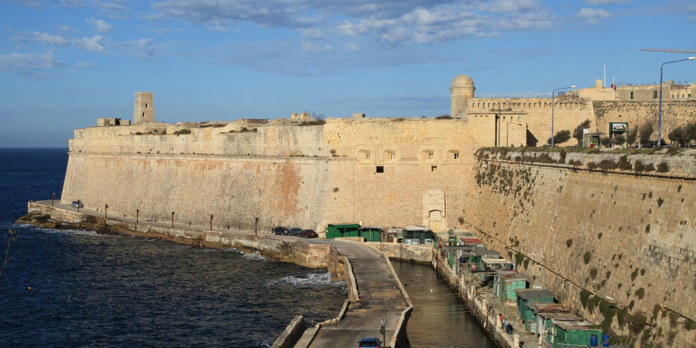 Фото Валлетта: Форт Святой Эльмо, Мальта (и Гозо), Мальта