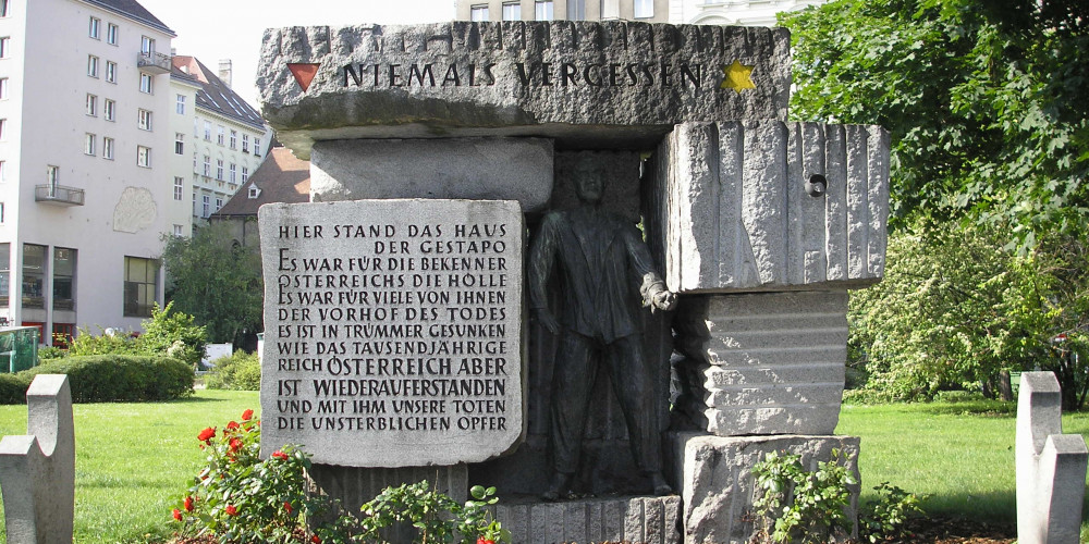 Фото Вена: Мемориал гестапо, Вена, Нижняя и Верхняя Австрия (Линц, Санкт-Пёльтен, Кремс, Штайр), Австрия