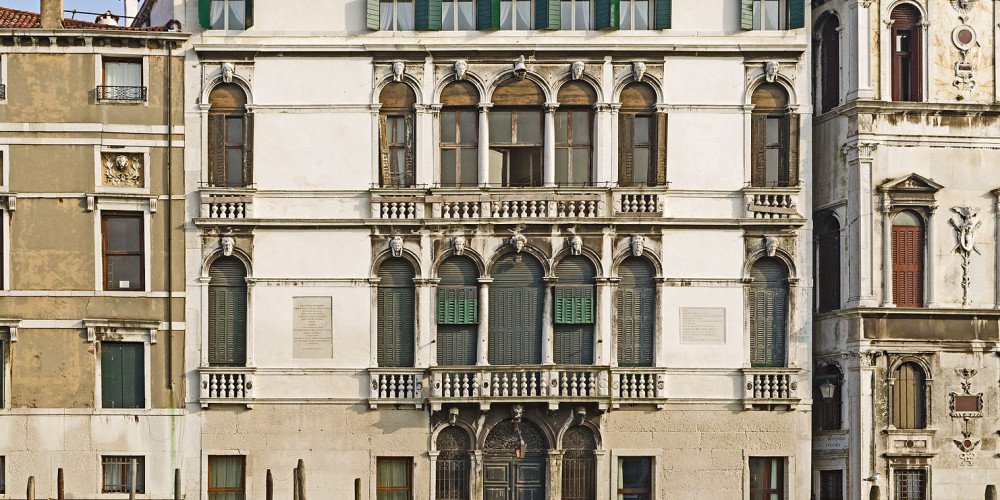 Фото Венеция: Палаццо Мочениго, Венето (Венеция, Верона, Виченца, Тревизо), Италия