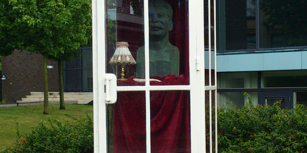 Фото Гаага: Памятник Сталину, Центр и Запад (Амстердам, Роттердам, Утрехт, Алмере), Нидерланды