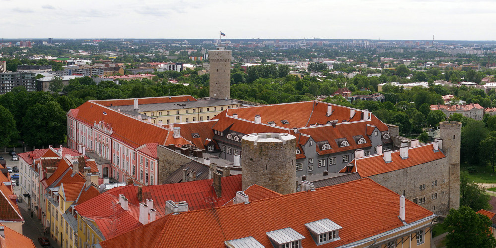 Фото Таллинн: Дворец Тоомпеа, Побережье (Таллинн, Пярну, Рапла, Ра, Эстония